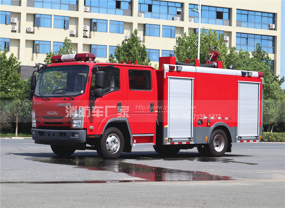 ������ʮ�700P 3.5����ĭ����܇